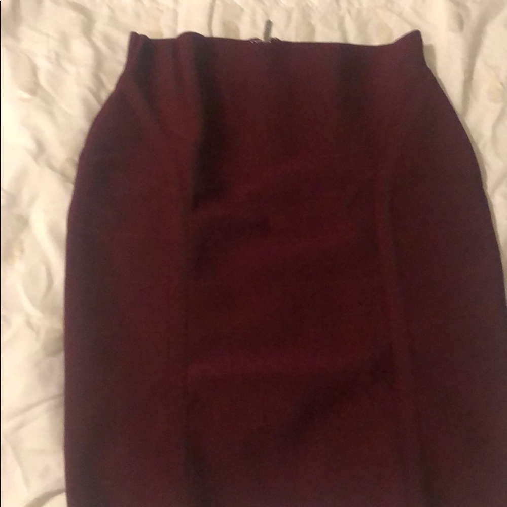 Guess skirt new not tags never used S
